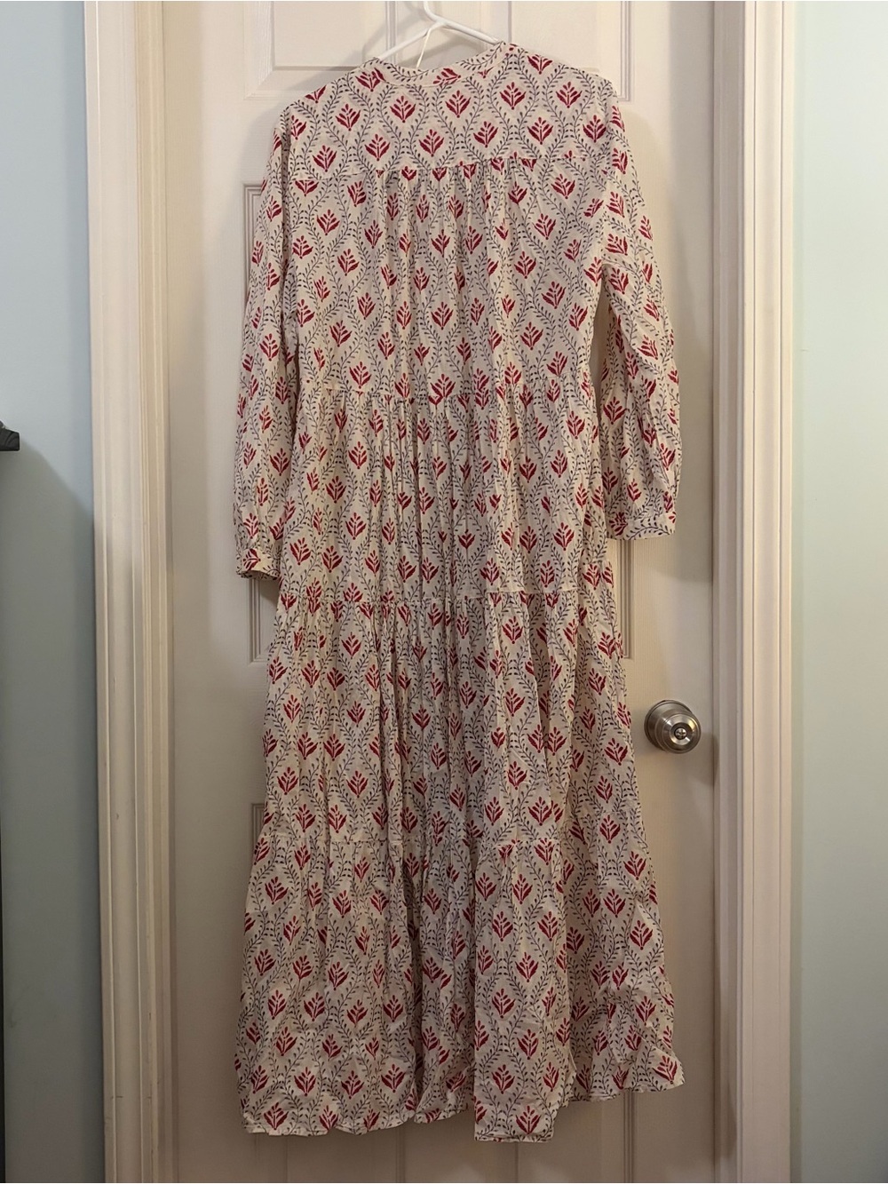 Zara Midi Floral Print V-Neck Dress in Cream and Red - Lightweight - NWT - SZ L - Picture 6 of 11